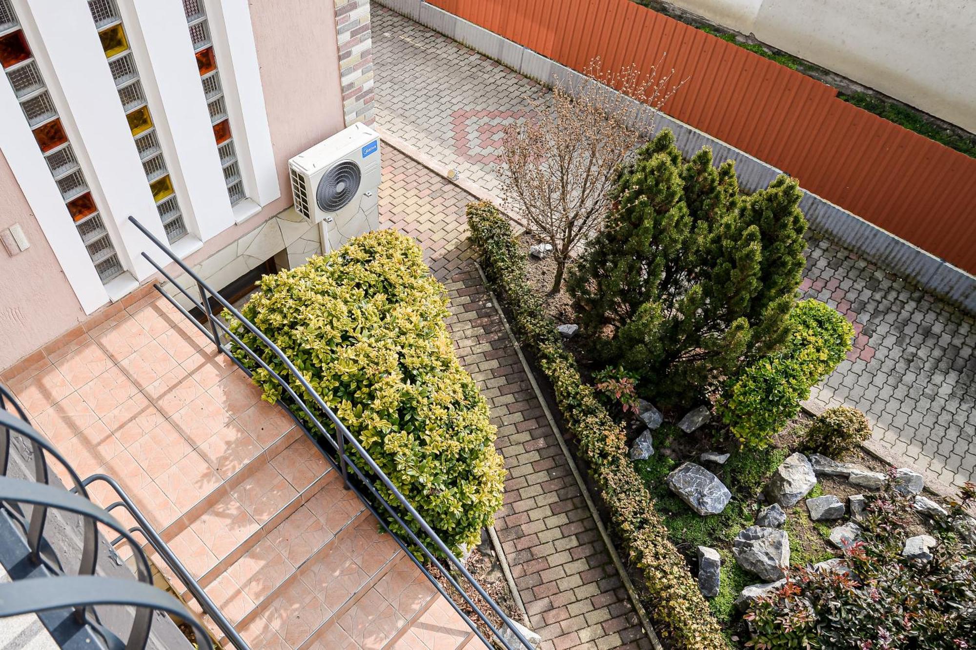 Hajnal Apartman Hajdúszoboszló Eksteriør billede
